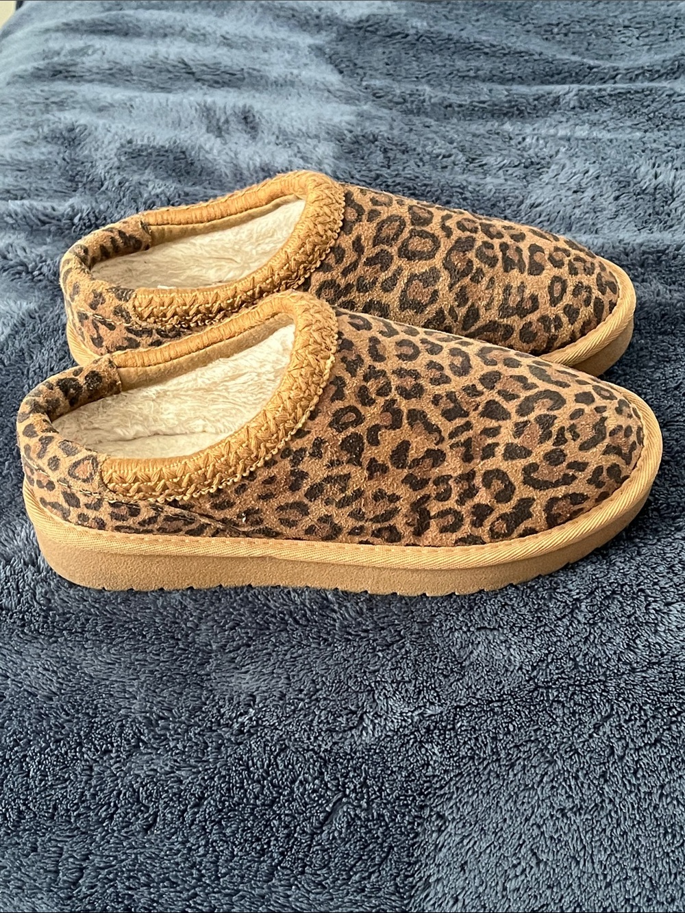 Leopard Print Slip-On Cozy Clogs